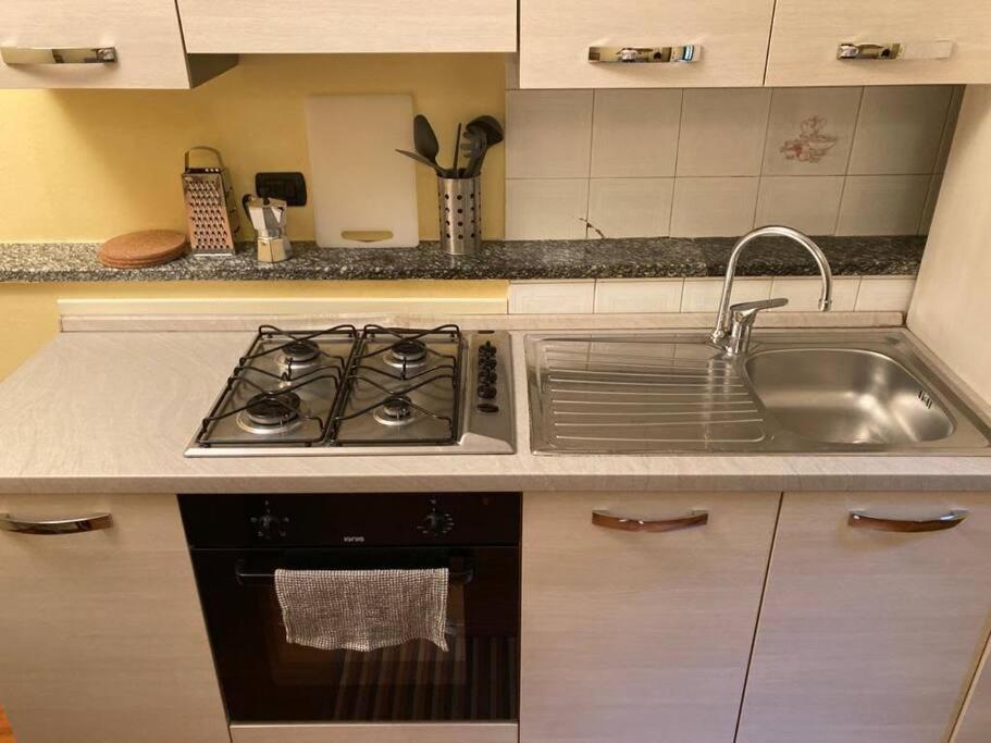 Apartment Center Of Милан Экстерьер фото